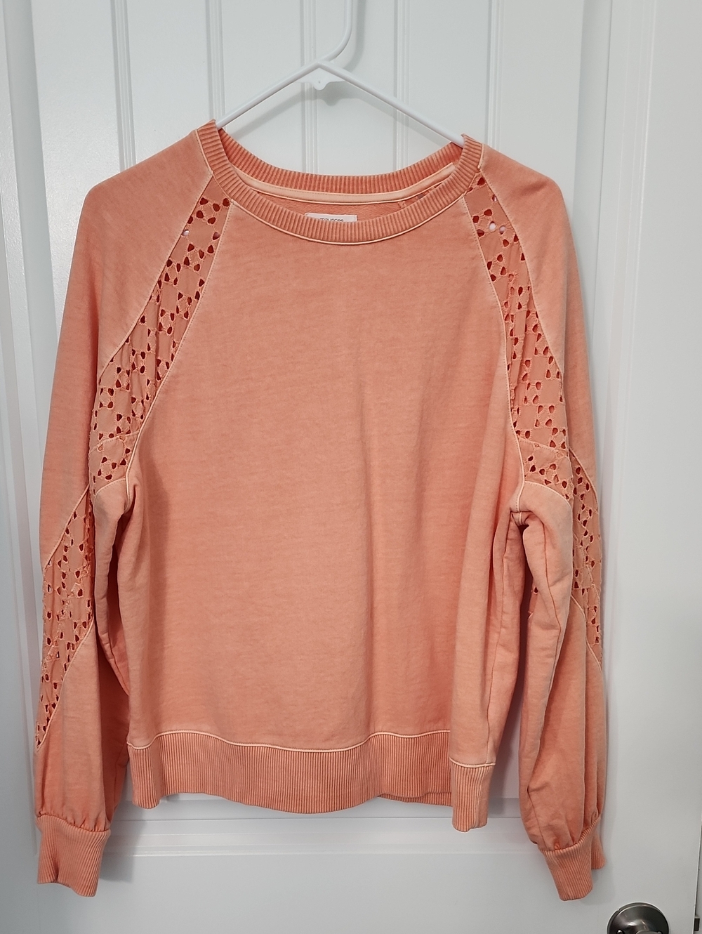 Women’s Peach Lace Eyelet-Trim Pullover Sweater, Size Medium